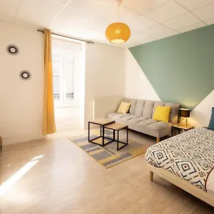 le-central-a-tout-quip-centre-ville-gare.hotels-rhonealpes.com/